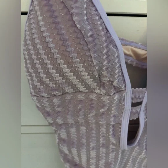 NWT CUPSHE women’s lavender textured one piece swimsuit.  Size M - Picture 8 of 9